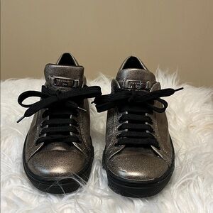 TOSCA BLU Metallic Silver Women's Sneakers